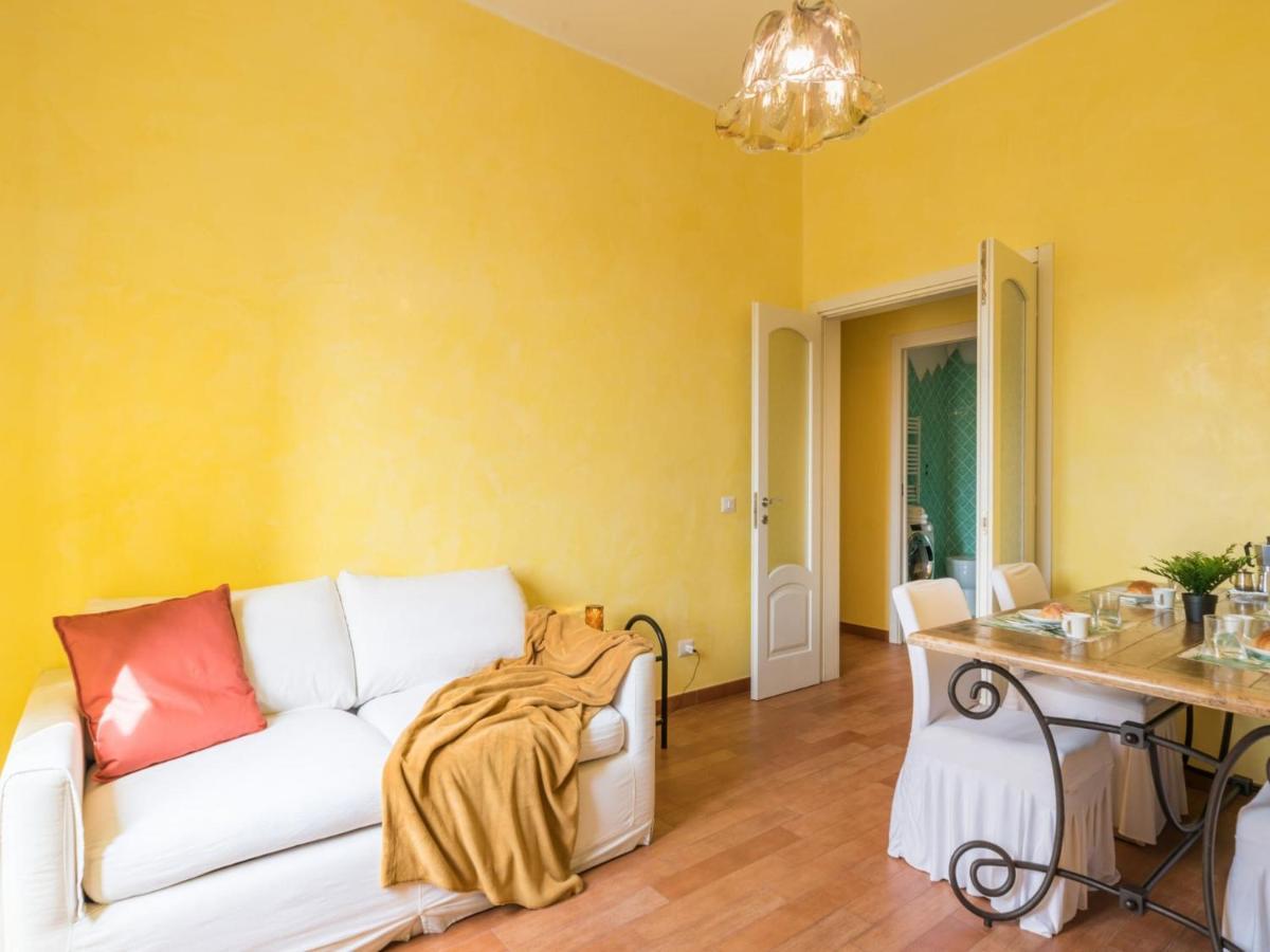 The Best Rent - Colourful Two-Bedroom Apartment Near Termini Station Roma Esterno foto